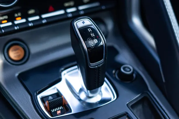 يبيت كازينو تطبيق أندرويد/آي أو إس